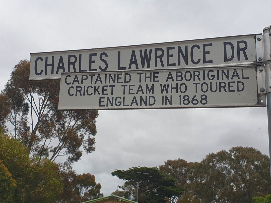 Lake Wallace-Edenhope必去景点