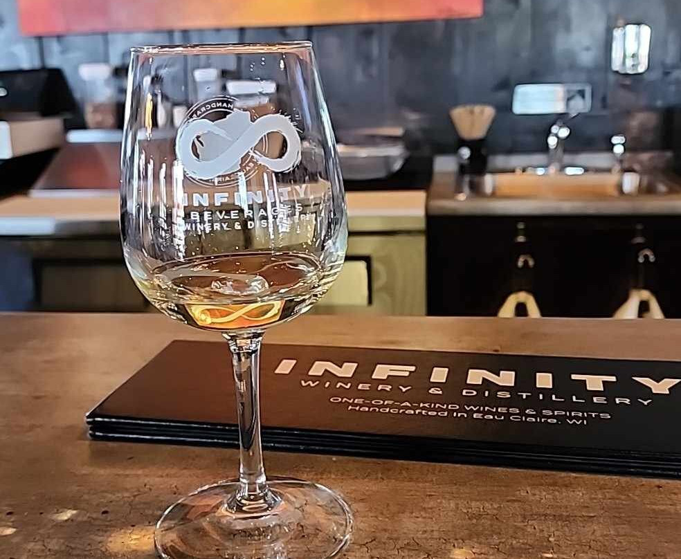Infinity Beverages Winery & Distillery-欧克雷尔必去景点
