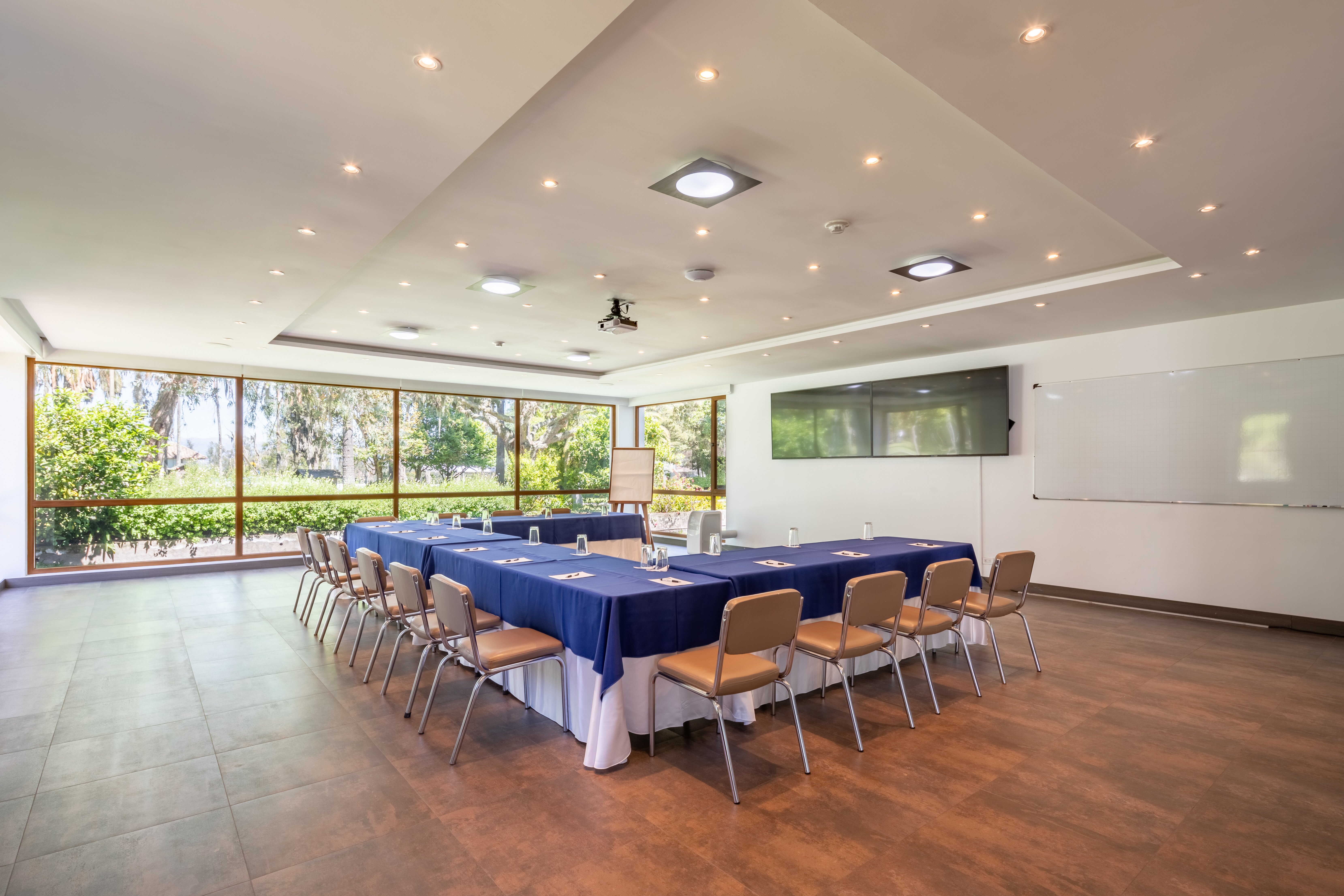 San Jose de Puembo Hotel & Convention Center-商务中心/多功能厅