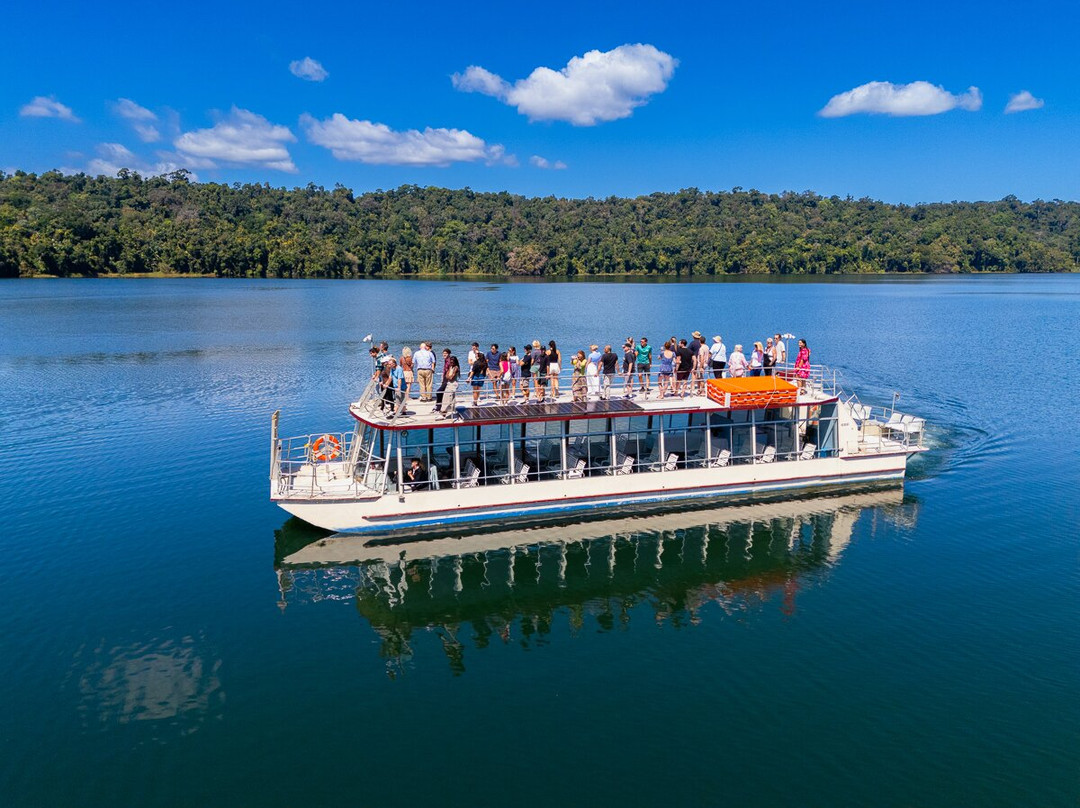 Lake Barrine Tea House-Yungaburra必去景点