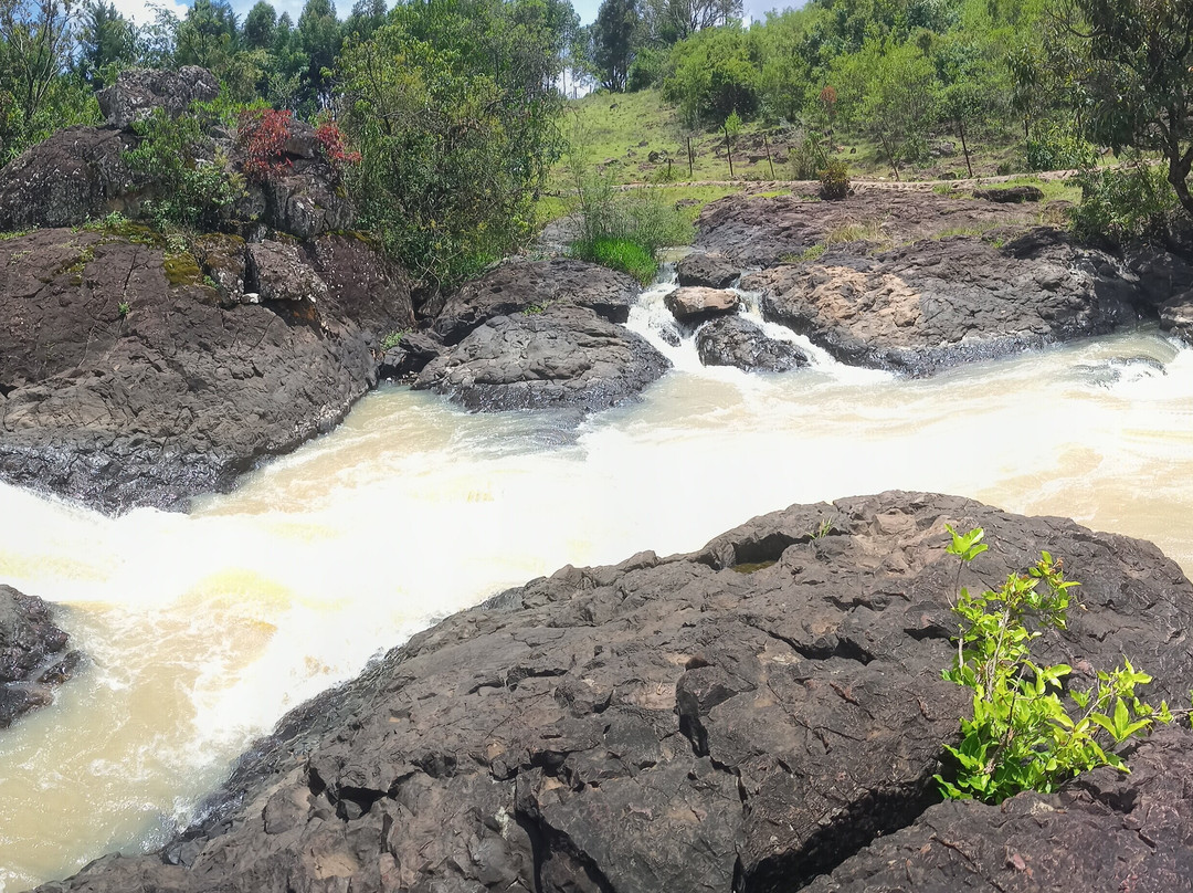 Chepkiit Waterfall-Eldoret必去景点