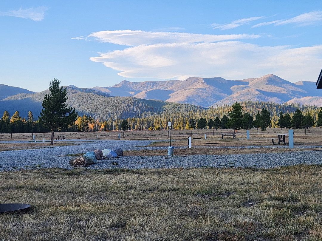 Lost Moose Meadows Campground景点图片