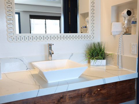 阿跨里欧酒店主图