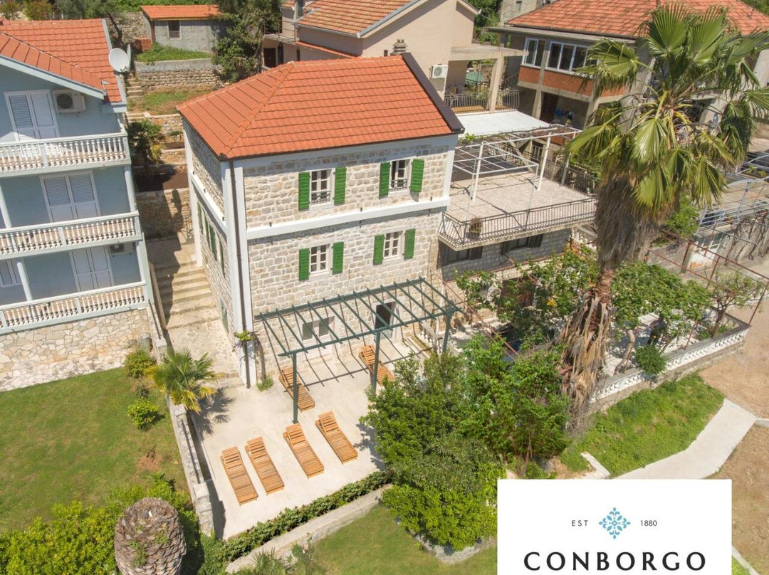 Conborgo Apartments