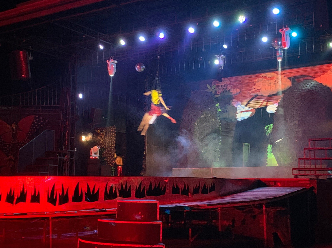 Gloria's Fantasyland-达皮丹市必去景点