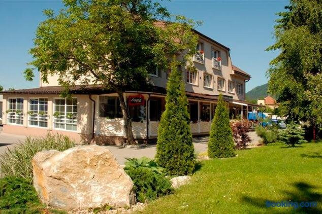 Bytca酒店住宿-Hotel Bystrica