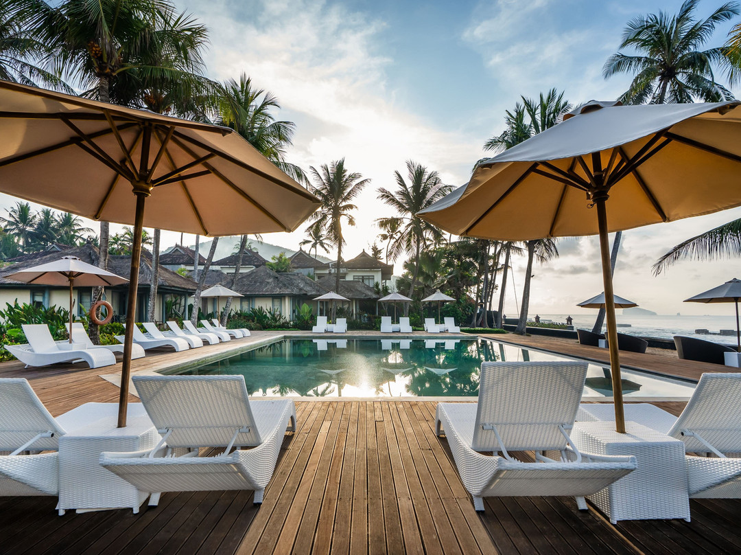 尼尔瓦纳度假村