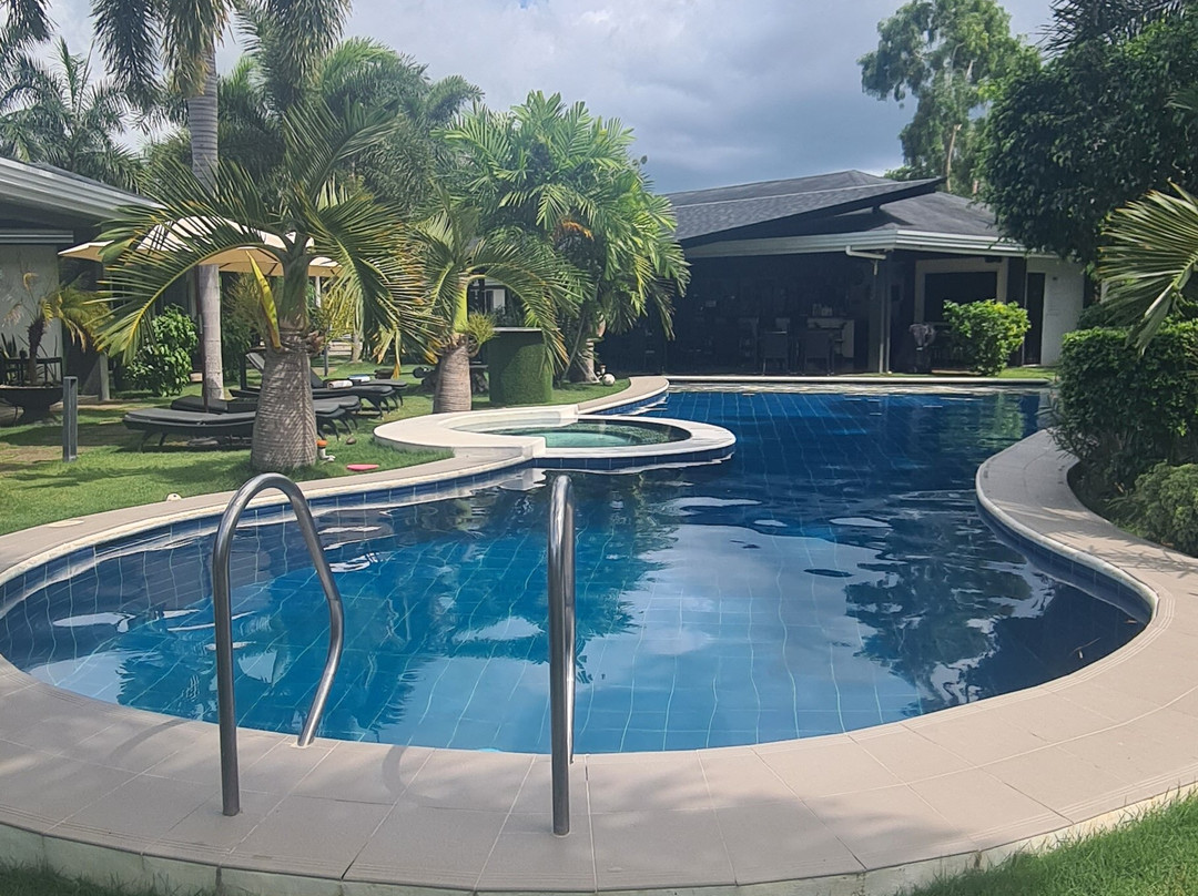 阿罗那皇家棕榈度假酒店主图