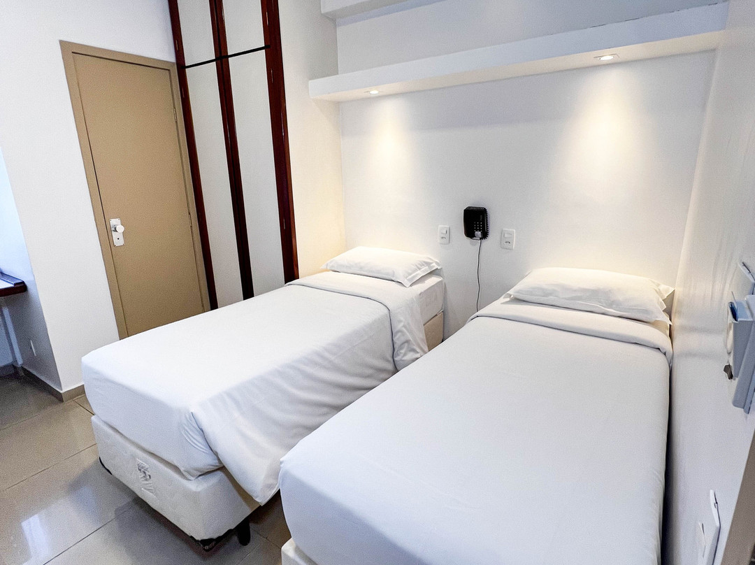 Royal Center Hotel主图