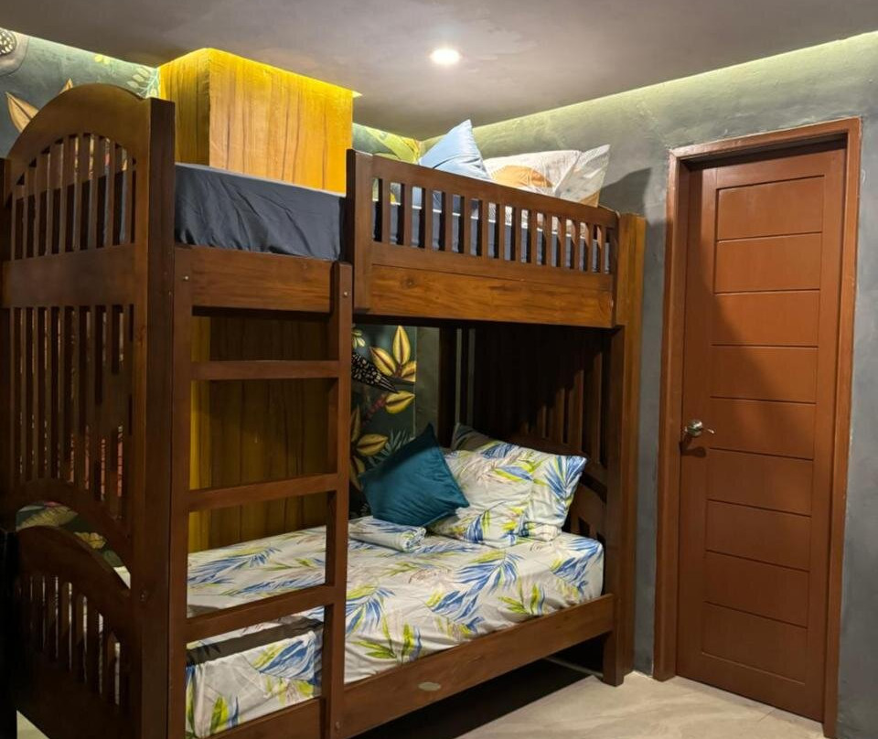 Baia Laiya Marienella Resort