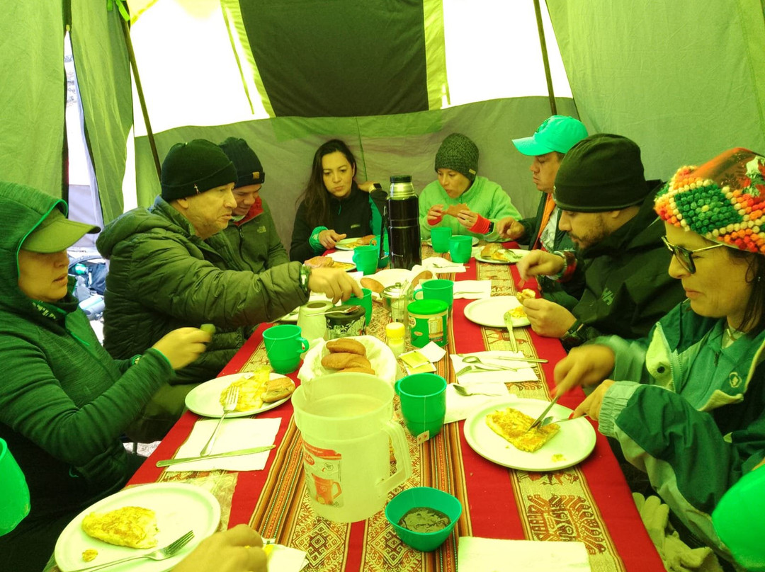 Enjoy Huayhuash-瓦拉斯必去景点