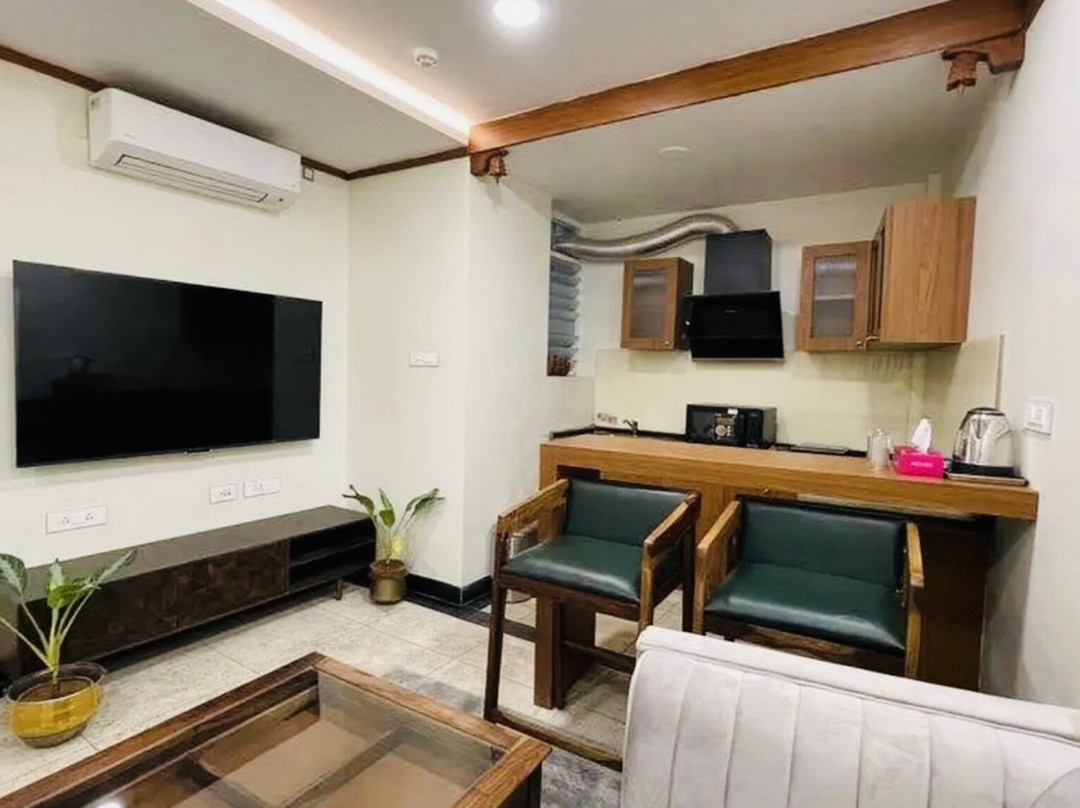 Mayilveedu Guest House