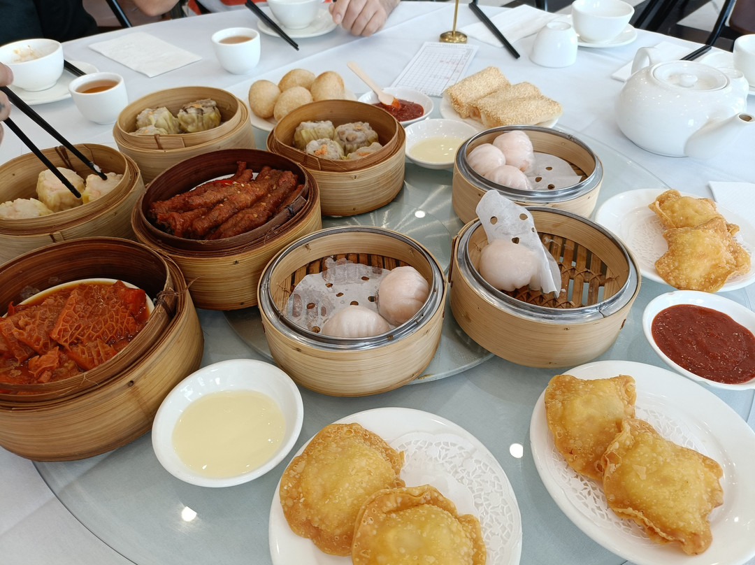 Iron Chef Bonnyrigg Chinese Seafood Restaurant