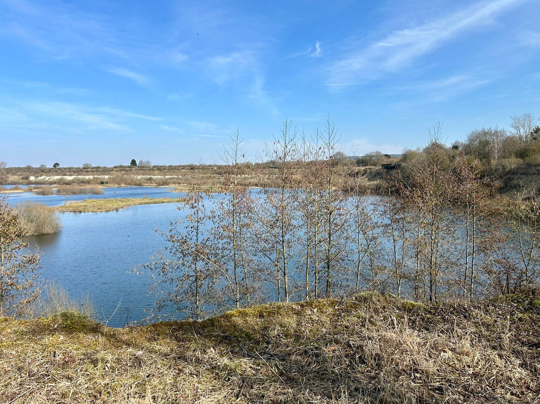 College Lake Nature Reserve景点图片