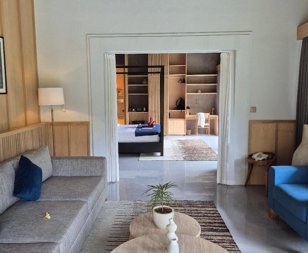 乌布苏亚拉空气豪华别墅主图