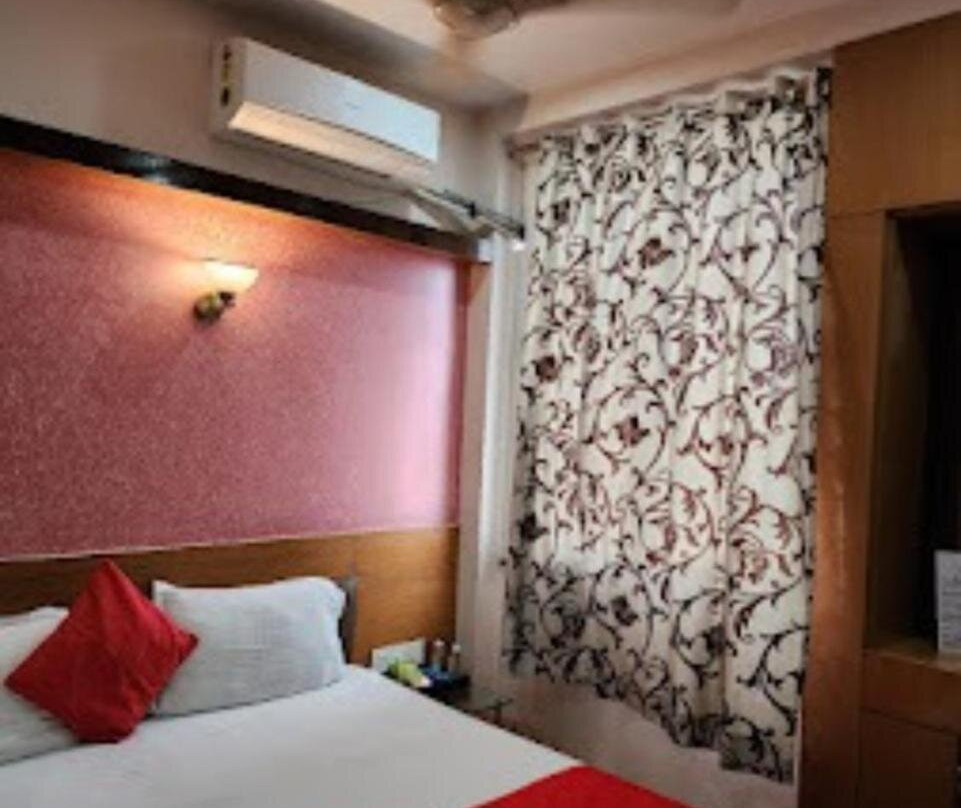 Hotel JK