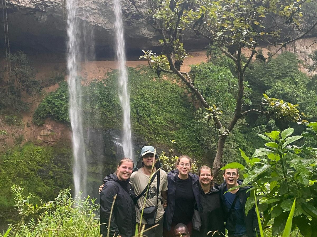 Kaporogwe Falls-Tukuyu必去景点
