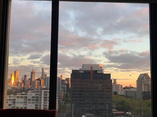 圣科达路园观酒店主图