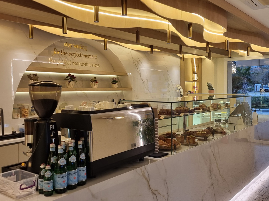 Bornova餐馆和美食-Avoir L' Atelier