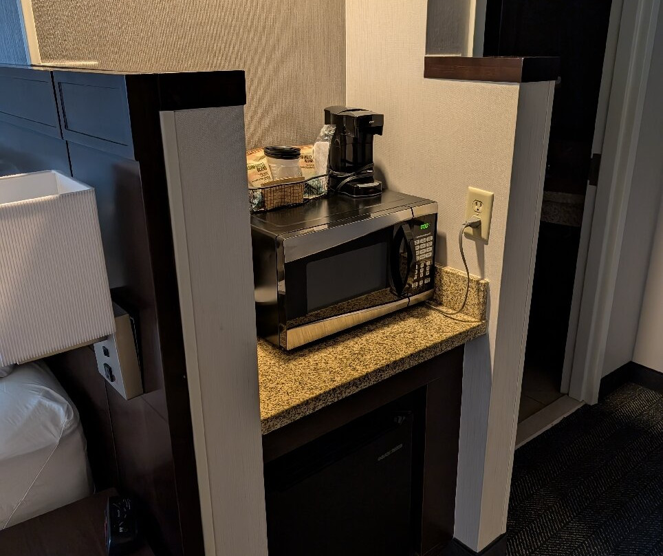 Courtyard by Marriott Keene Downtown主图