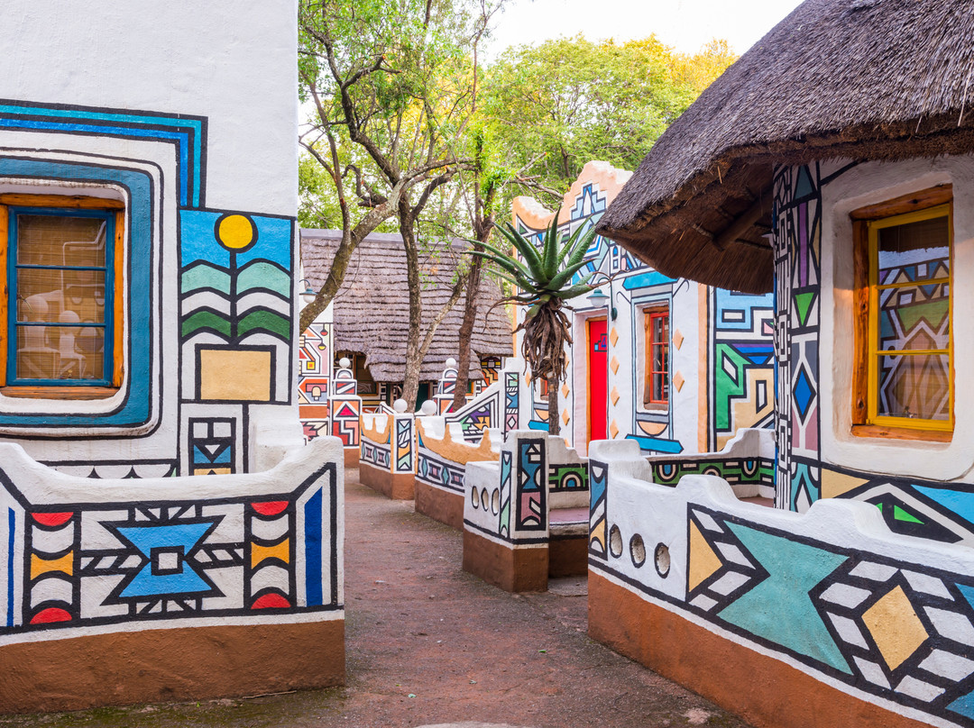 Aha Lesedi Cultural Village