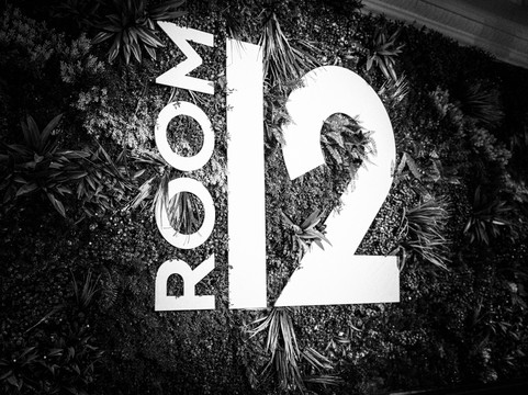 Room 12-奇切斯特必去景点