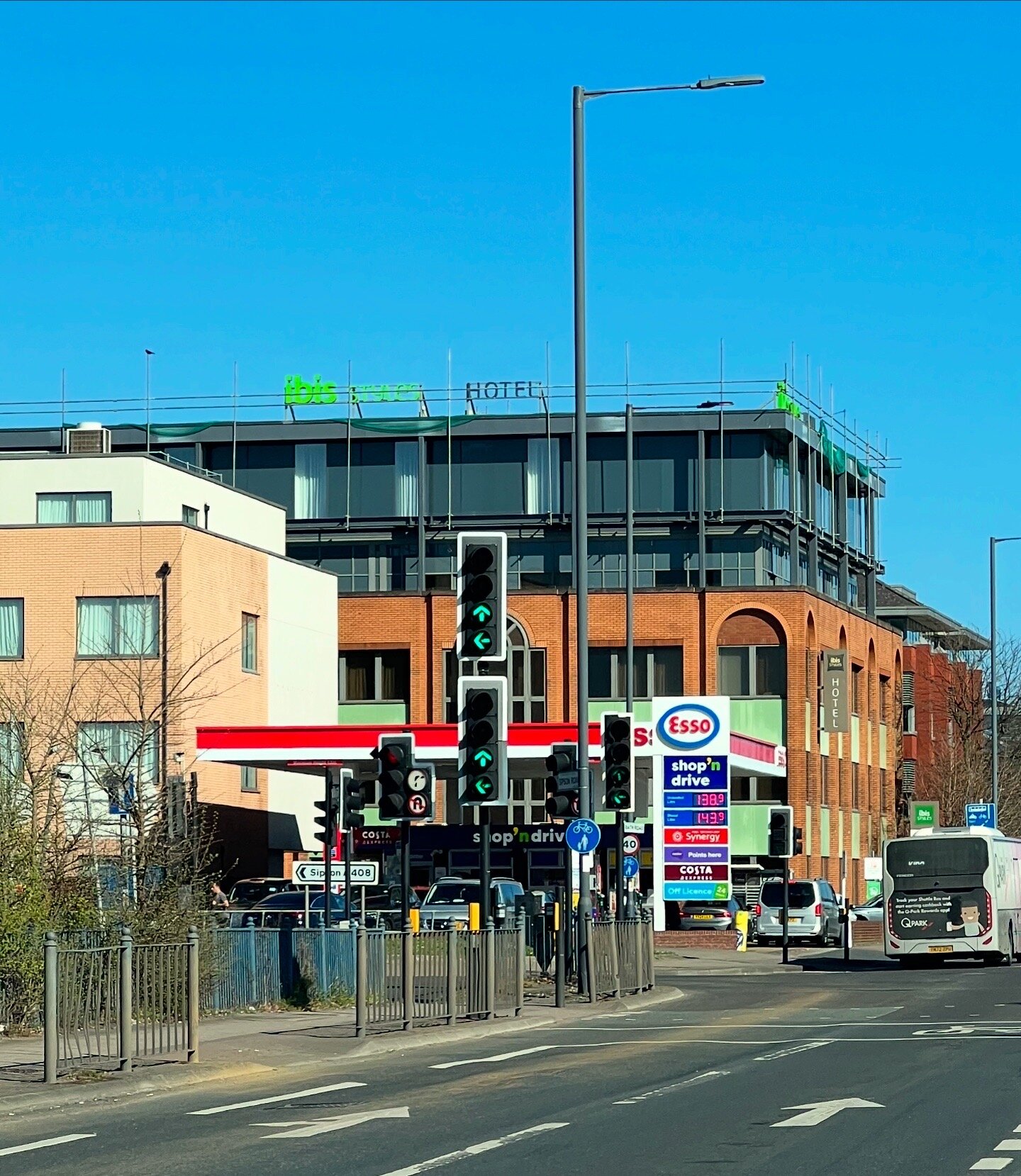Ibis Styles London Heathrow Airport-官方