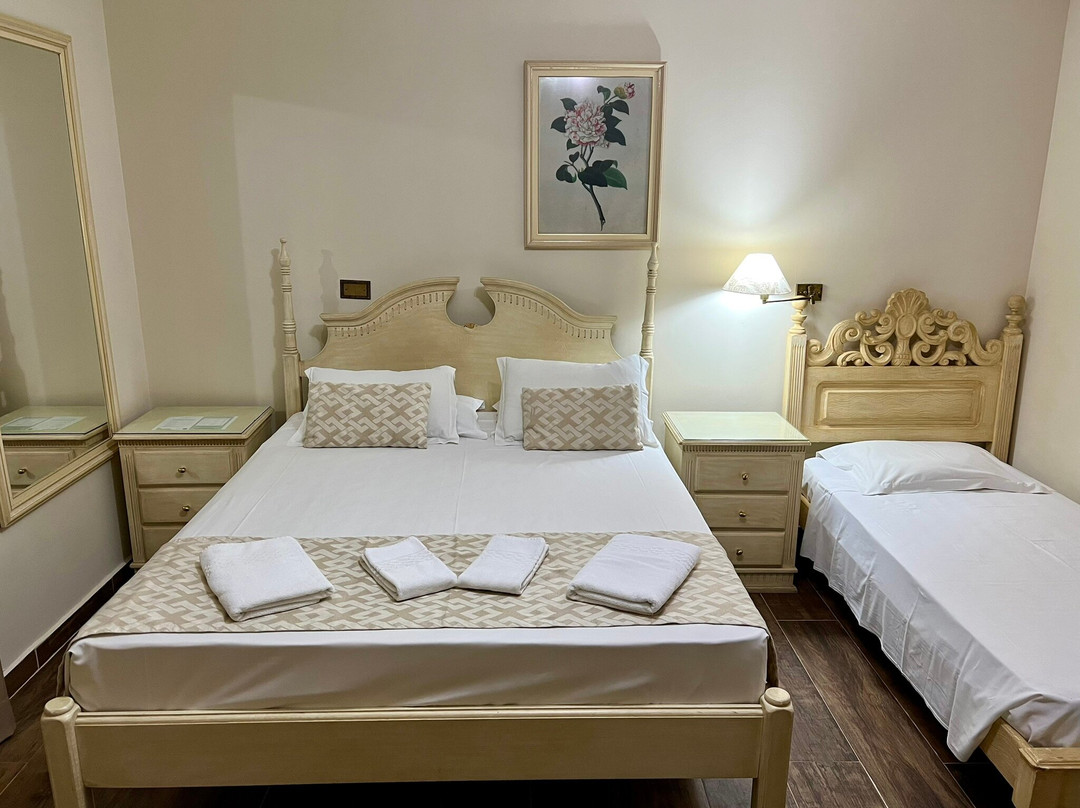 Biazi Paradise Hotel主图