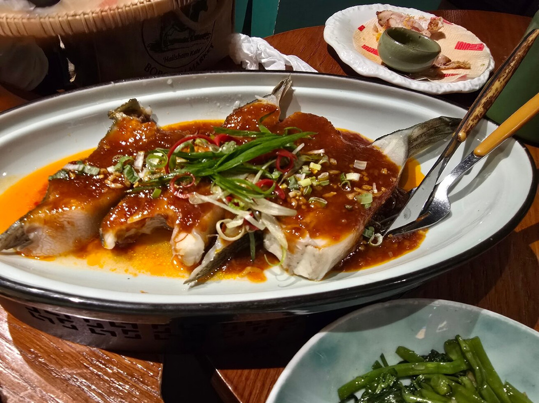 YiQi Pan Asian Cuisine