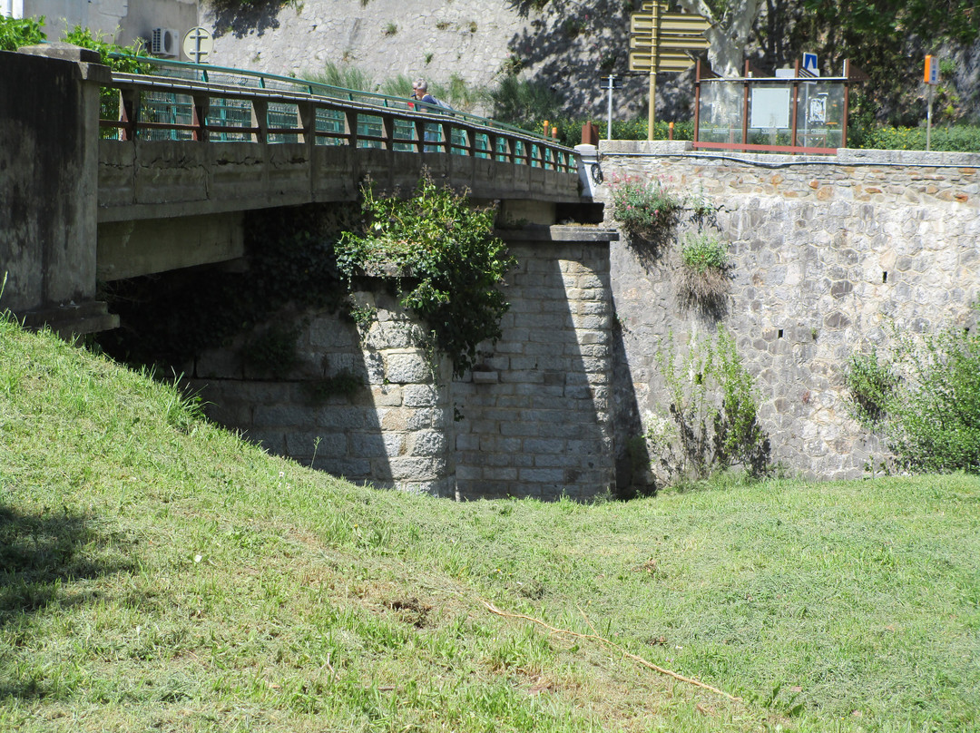 Pont d'Axat景点图片