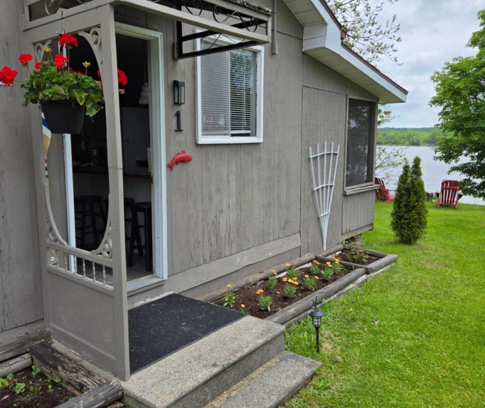 Redfish Cottages