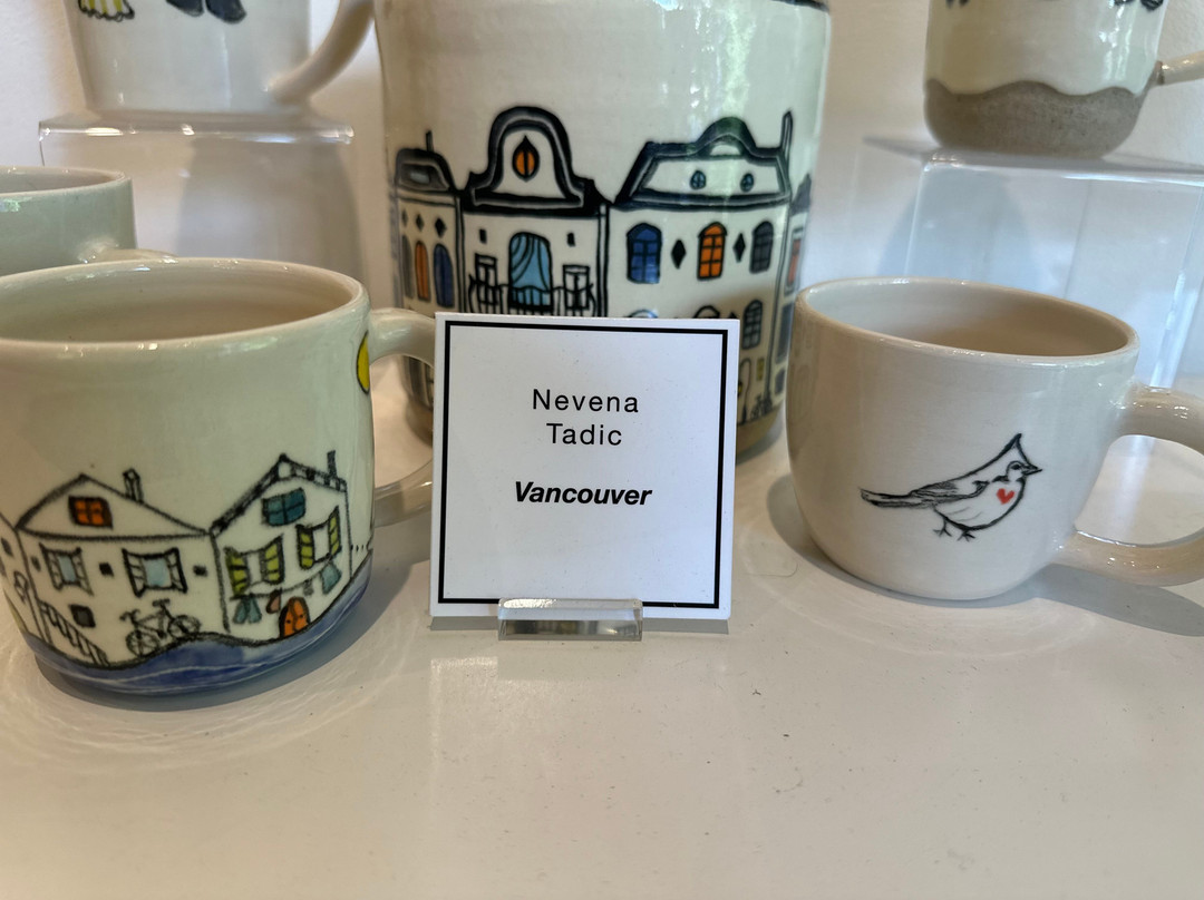 Arts Off Main Gallery-温哥华必去景点