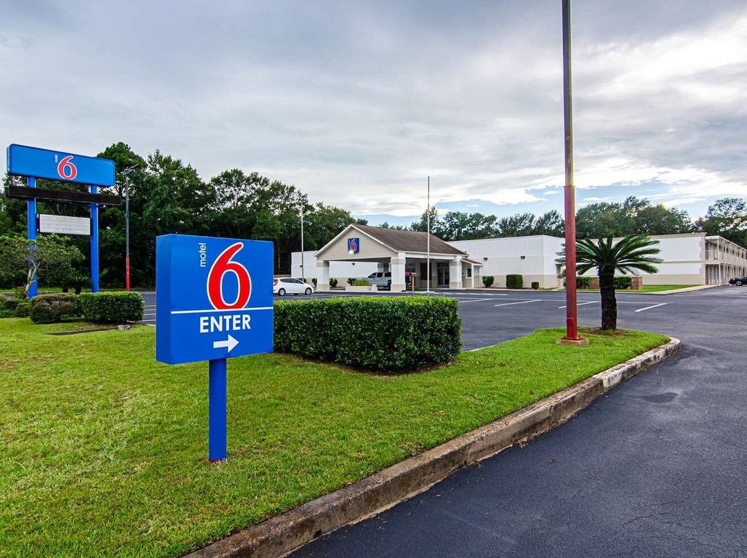 Atmore酒店住宿-Motel 6 Bay Minette, Al