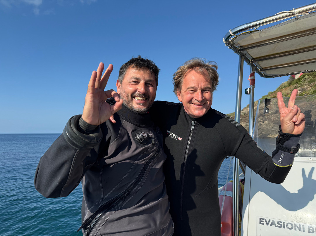 Evasioni Blu Diving Ustica-Ustica必去景点