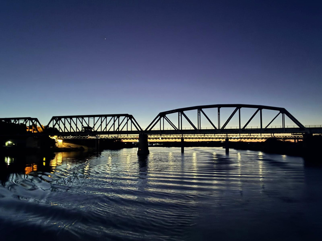 Captain Proud Paddle Boat Cruises-Murray Bridge必去景点