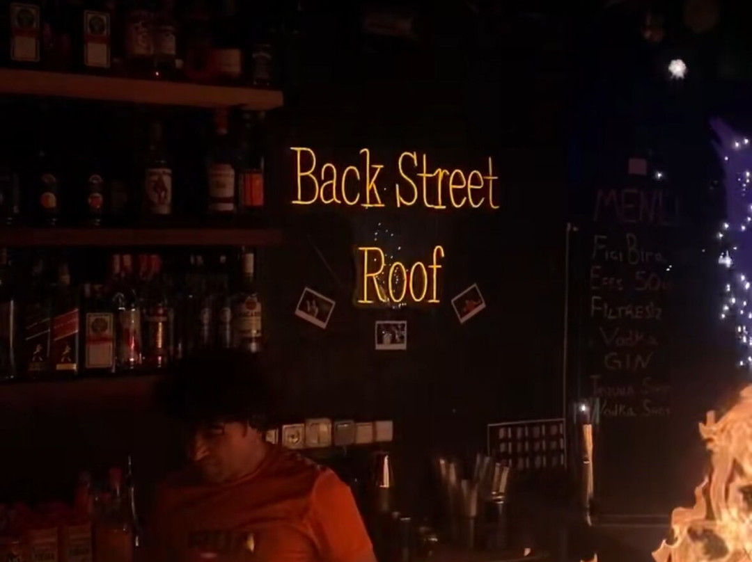 Pub Crawling Istanbul-伊斯坦布尔必去景点