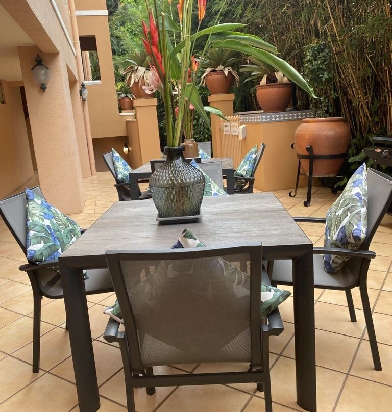 马克罗森马提尼克酒店主图