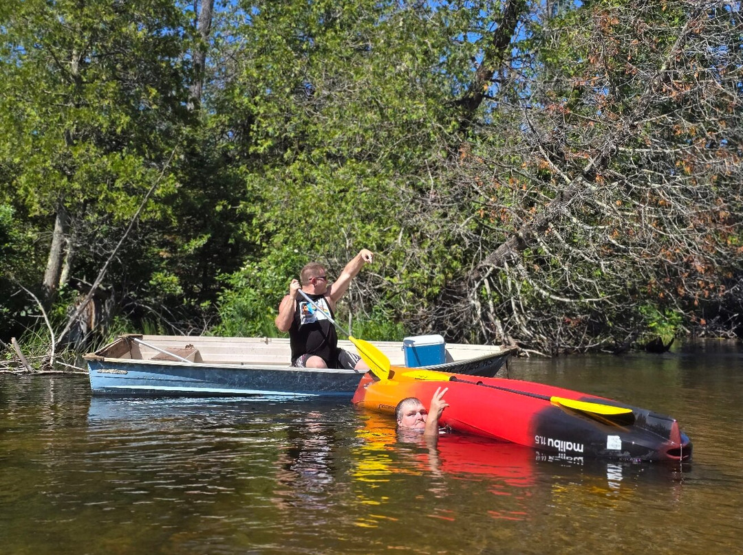 Au Train River Canoe & Kayak Rentals-Au Train必去景点