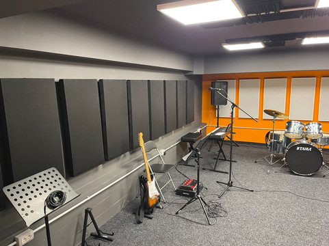 Vala 7 Rehearsal Studio-地拉那必去景点