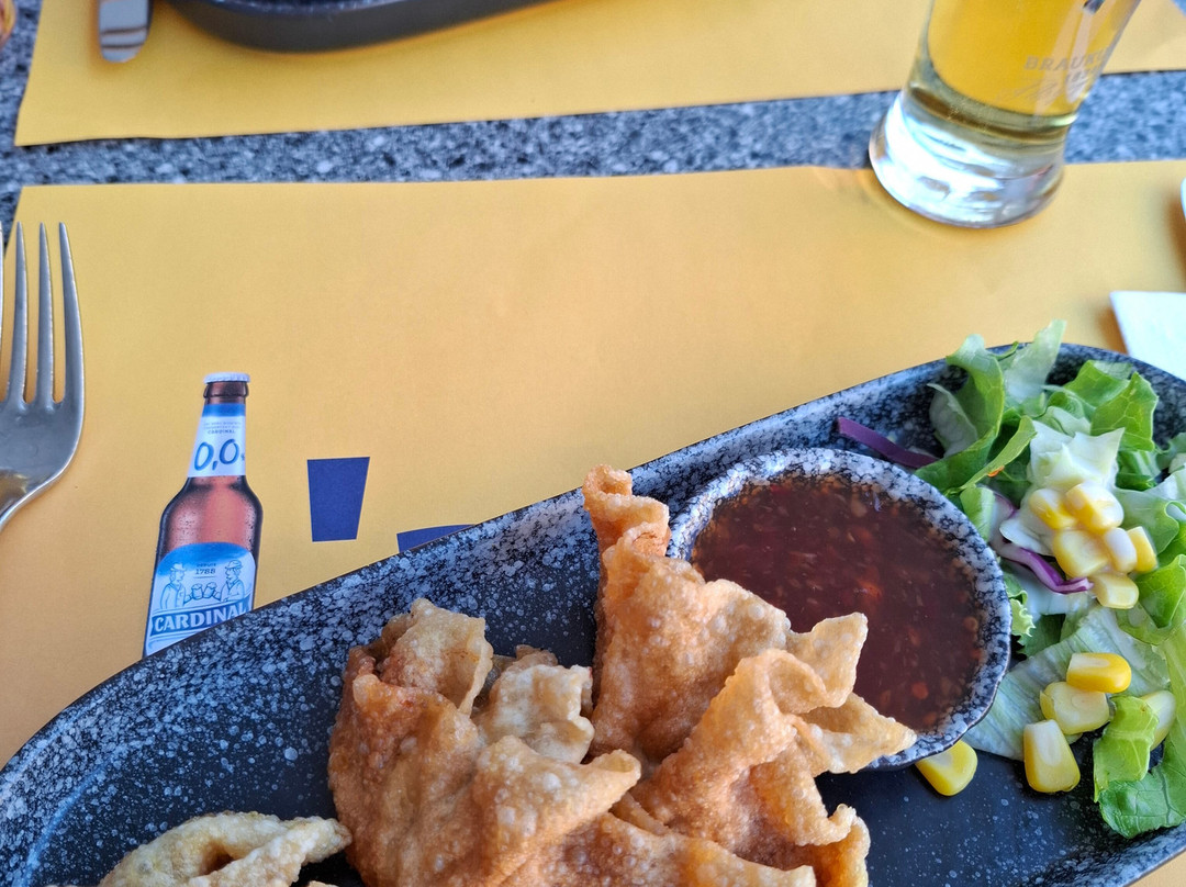 拉卡如妮酒店主图