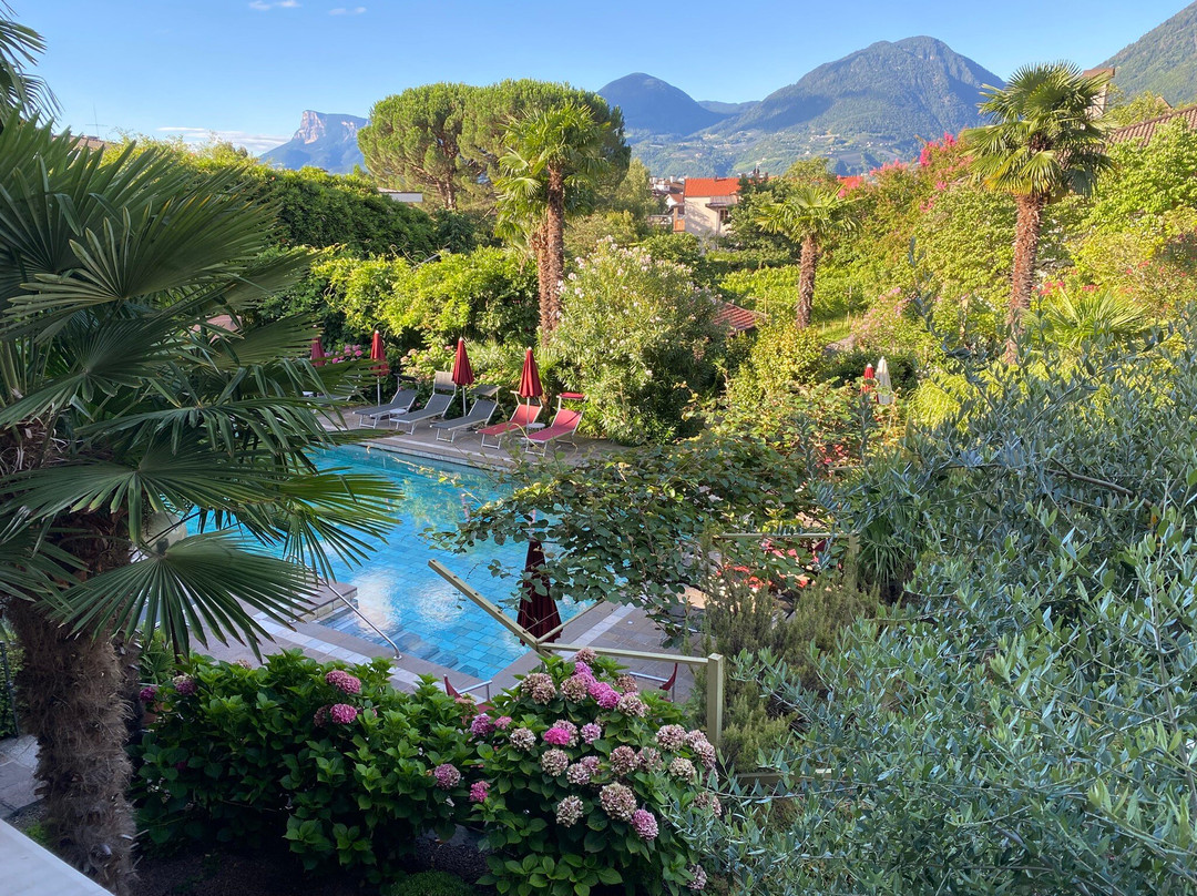 齐柯蒂斯花园公寓酒店