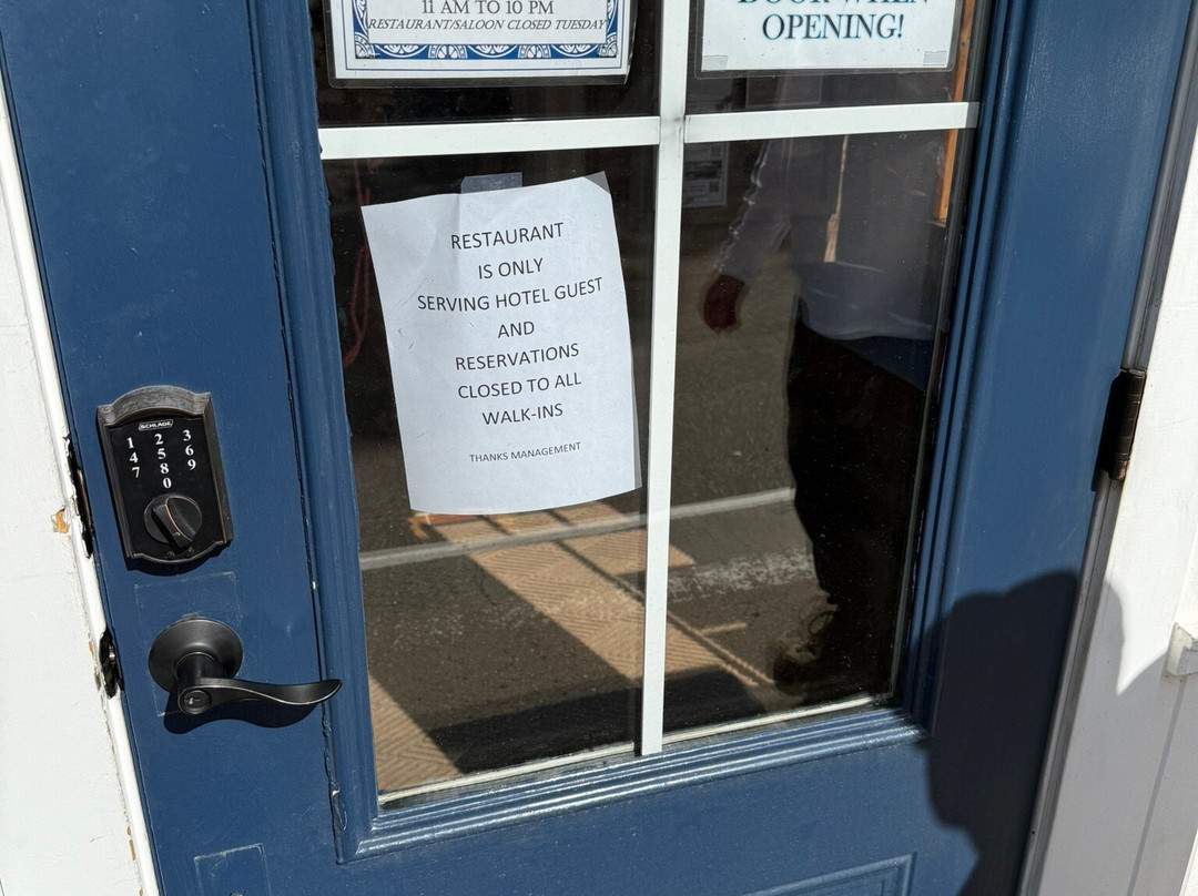 Express St. James Hotel主图