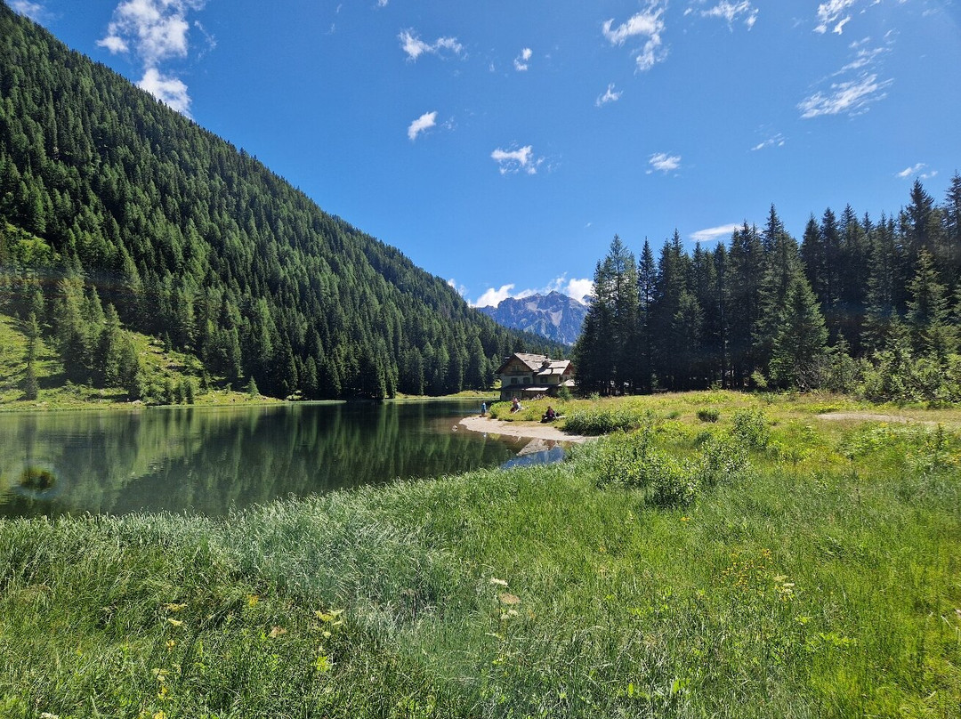 Lago Nambino-马多纳迪坎皮格里奥必去景点