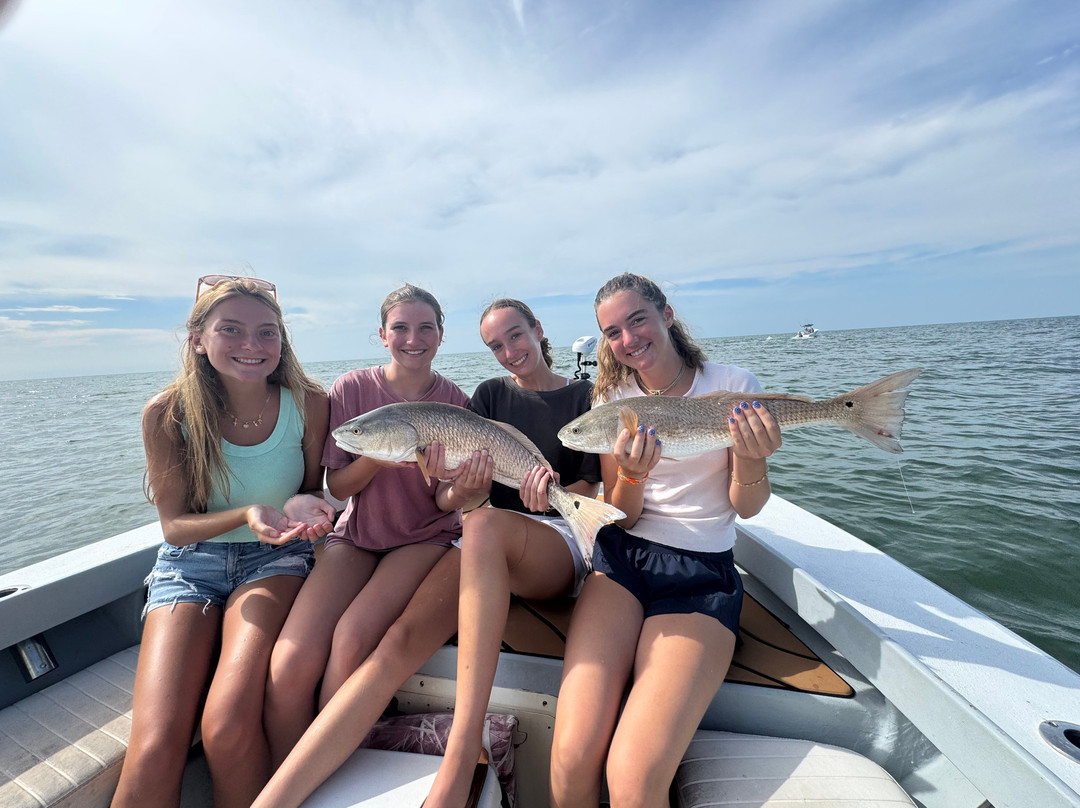 Charleston Fishfinder Charters-棕榈岛必去景点