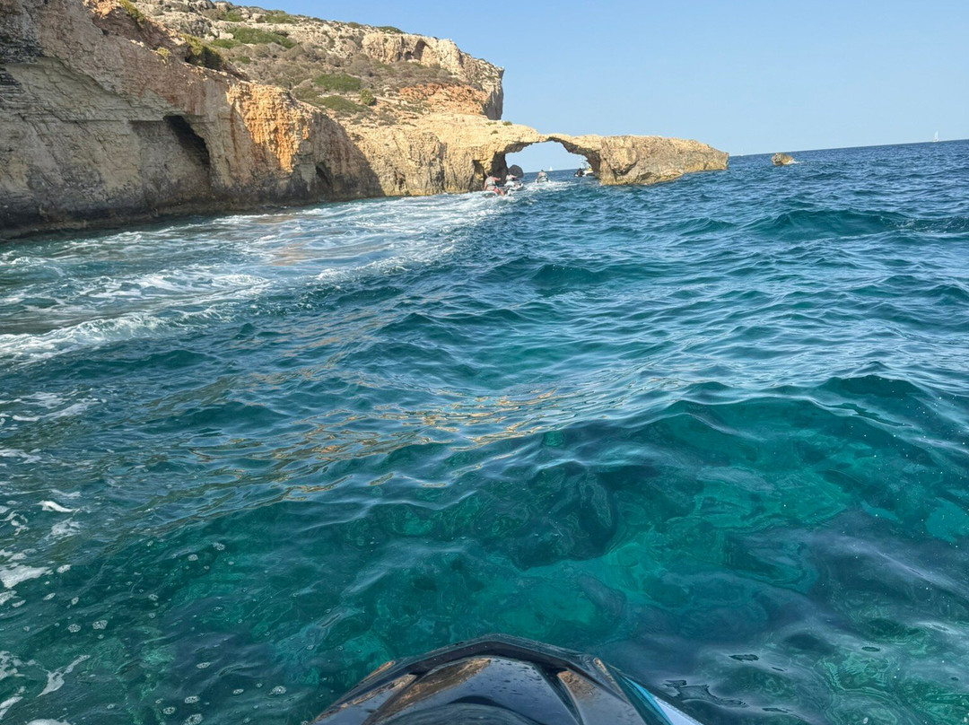 Bluewaves Watersports-梅雷赫必去景点