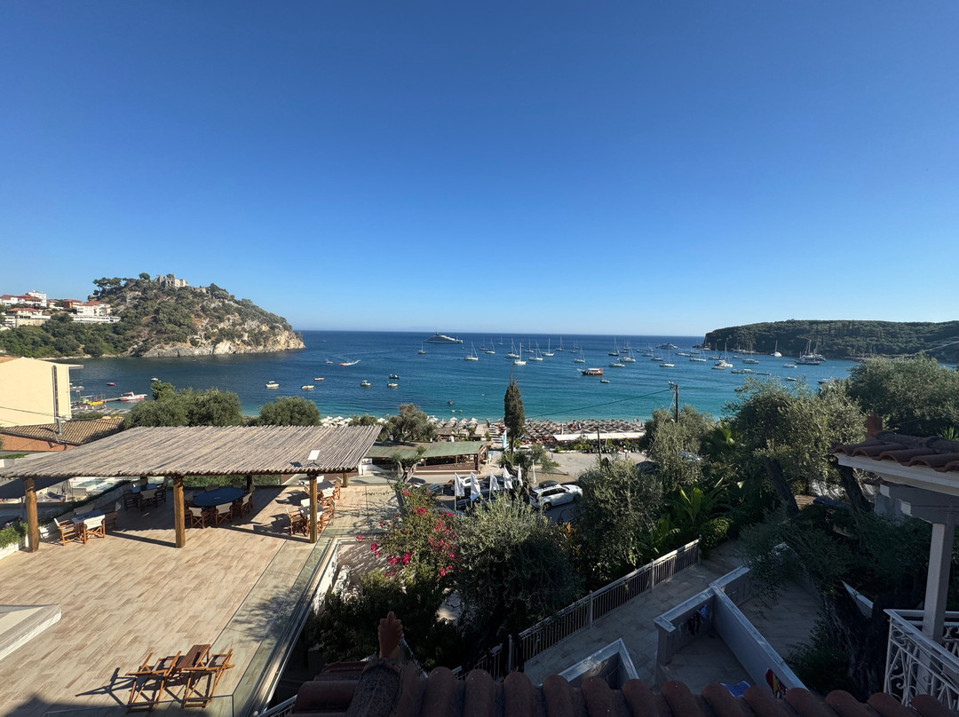 Valtos Beach Hotel主图