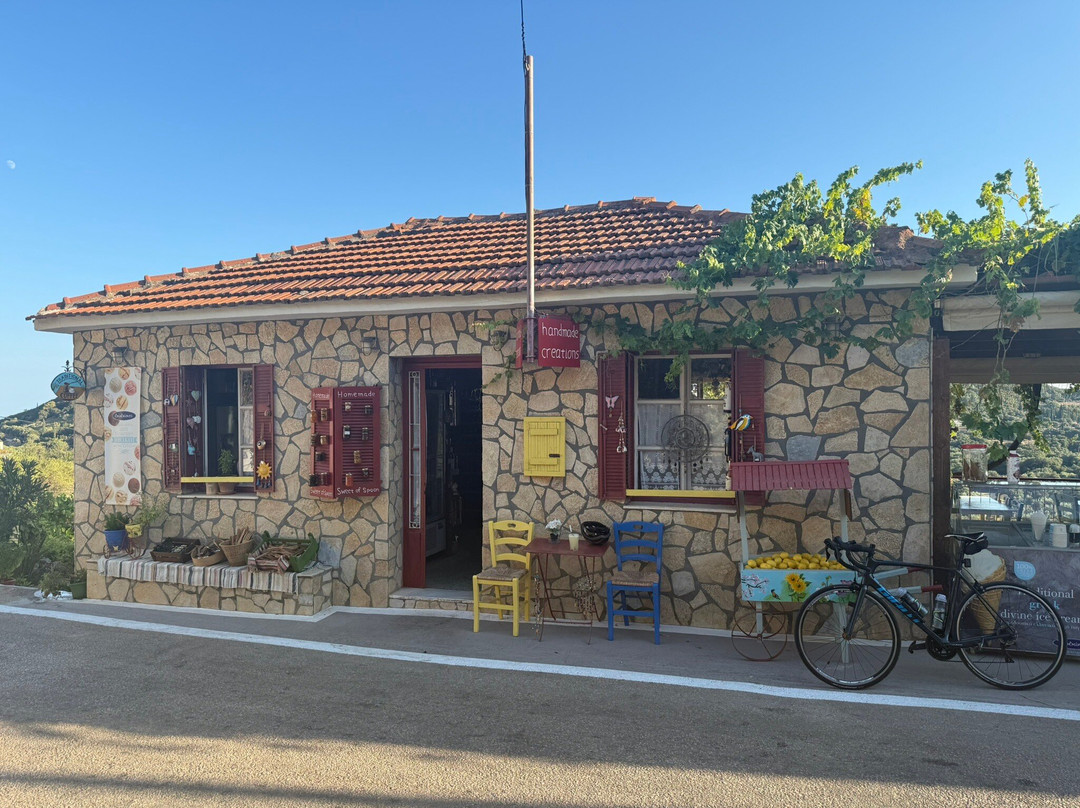 Rent A Bike Kefalonia-阿尔戈斯托利翁必去景点