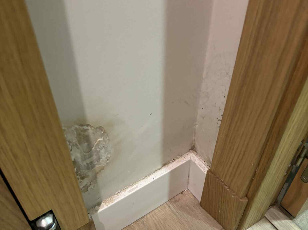 普恩特雷阿尔酒店主图