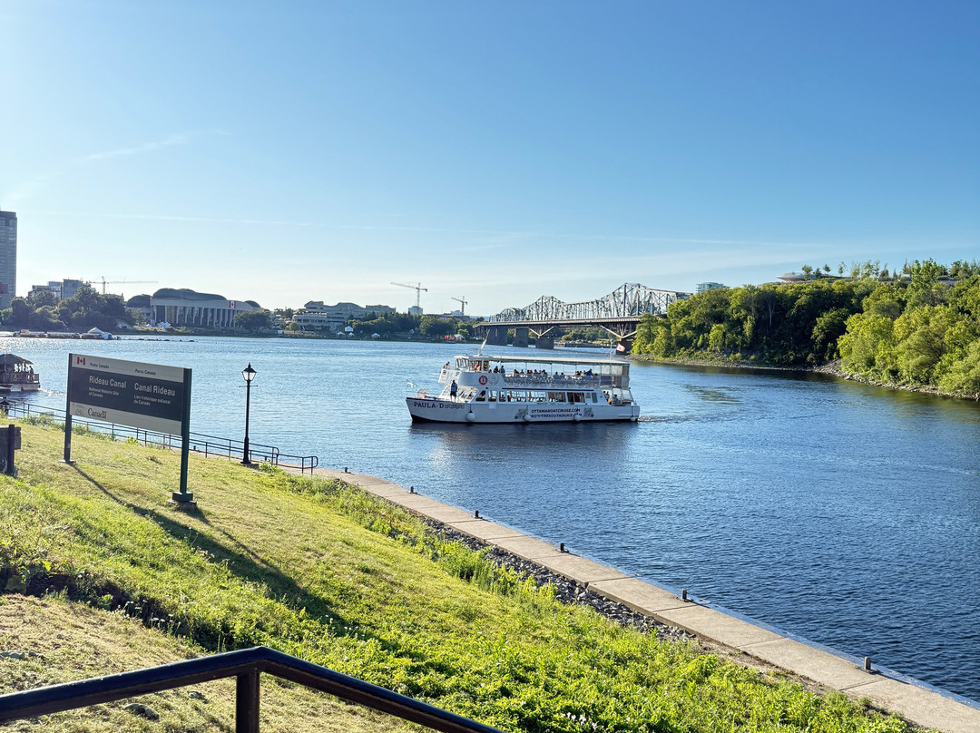 Paul's Boat Lines-渥太华必去景点