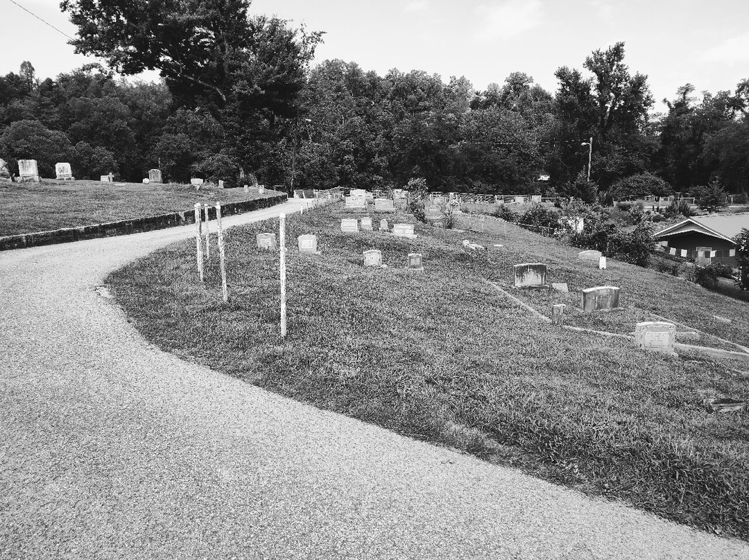 Octavia Hatchers Grave-Pikeville必去景点